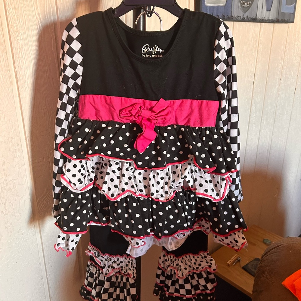 Girls Black/White/Pink Polka Dot Matching Ruffled Set, size 5-6